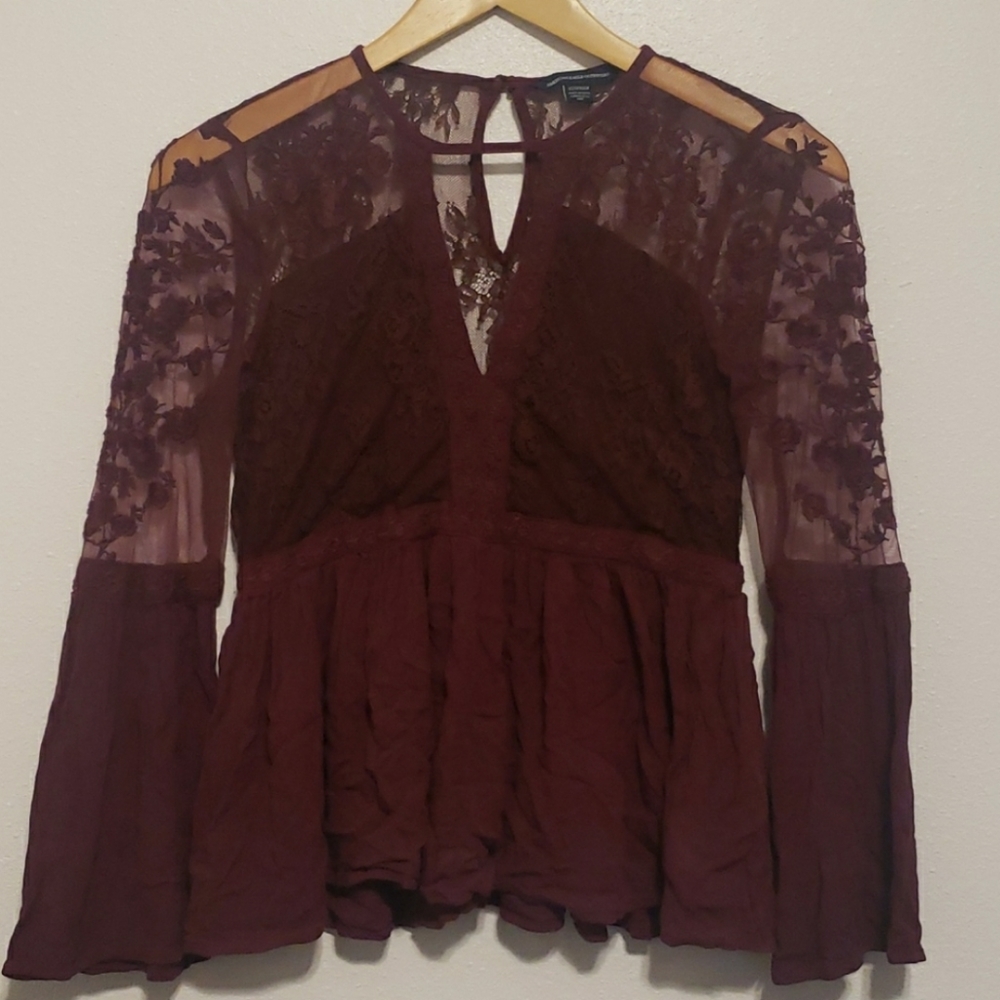 Lace detail top